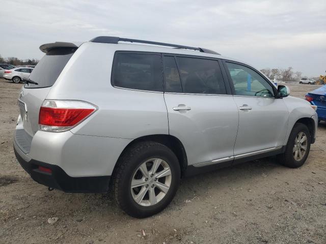 Photo 2 VIN: 5TDBK3EH6CS143717 - TOYOTA HIGHLANDER 