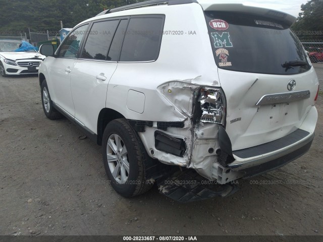 Photo 5 VIN: 5TDBK3EH6CS173638 - TOYOTA HIGHLANDER 