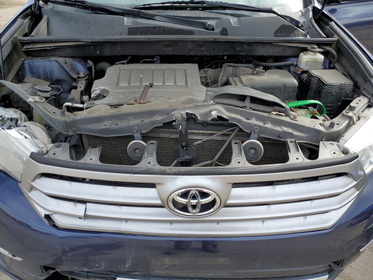 Photo 10 VIN: 5TDBK3EH6DS274227 - TOYOTA HIGHLANDER 