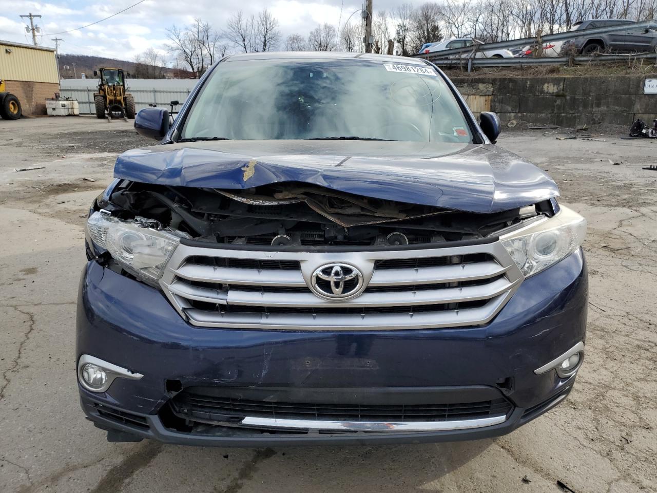 Photo 4 VIN: 5TDBK3EH6DS274227 - TOYOTA HIGHLANDER 