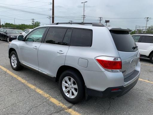 Photo 2 VIN: 5TDBK3EH7BS084398 - TOYOTA HIGHLANDER 