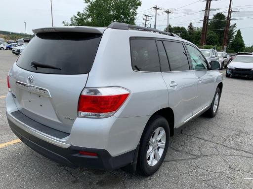 Photo 3 VIN: 5TDBK3EH7BS084398 - TOYOTA HIGHLANDER 