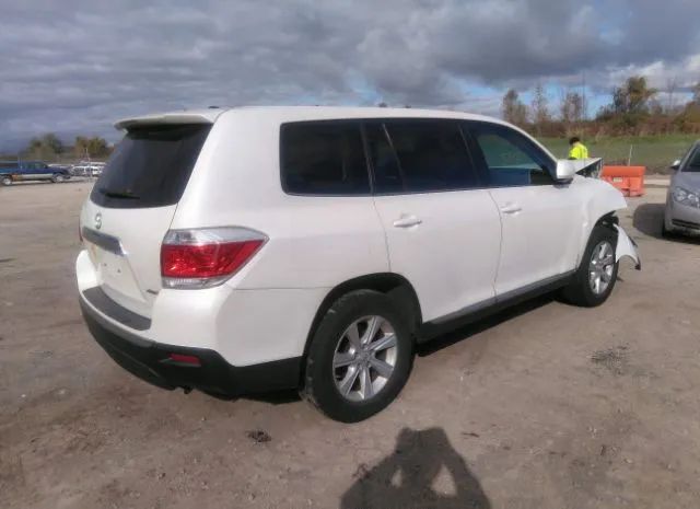 Photo 3 VIN: 5TDBK3EH7CS103677 - TOYOTA HIGHLANDER 