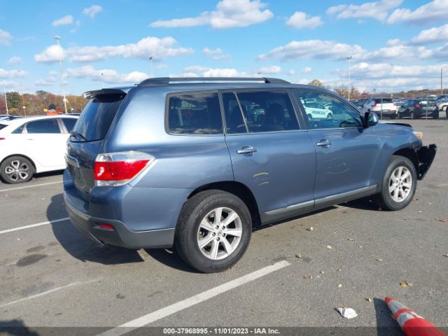 Photo 3 VIN: 5TDBK3EH7CS166147 - TOYOTA HIGHLANDER 