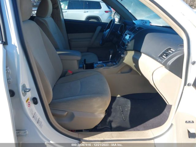 Photo 4 VIN: 5TDBK3EH7DS189459 - TOYOTA HIGHLANDER 