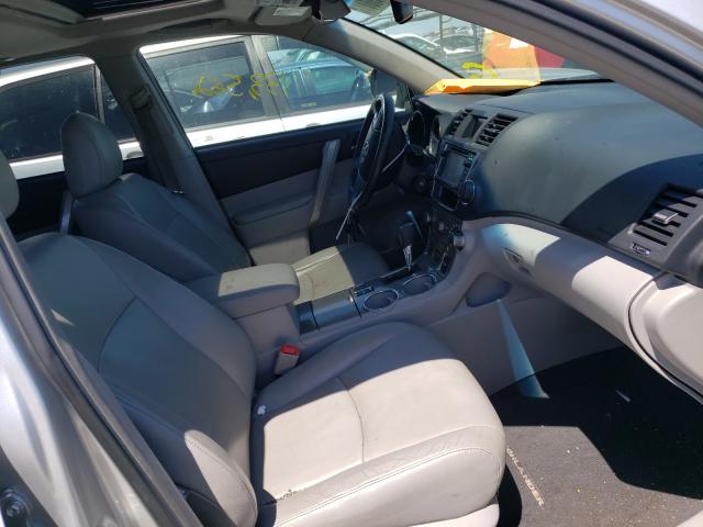 Photo 4 VIN: 5TDBK3EH7DS219088 - TOYOTA HIGHLANDER 