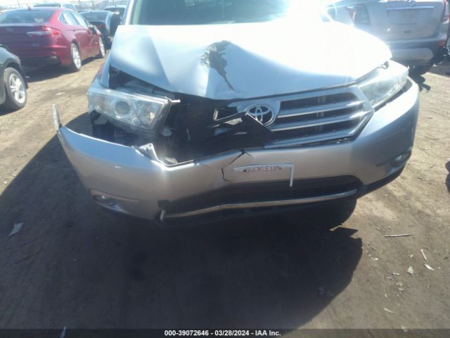 Photo 5 VIN: 5TDBK3EH7DS233203 - TOYOTA HIGHLANDER 