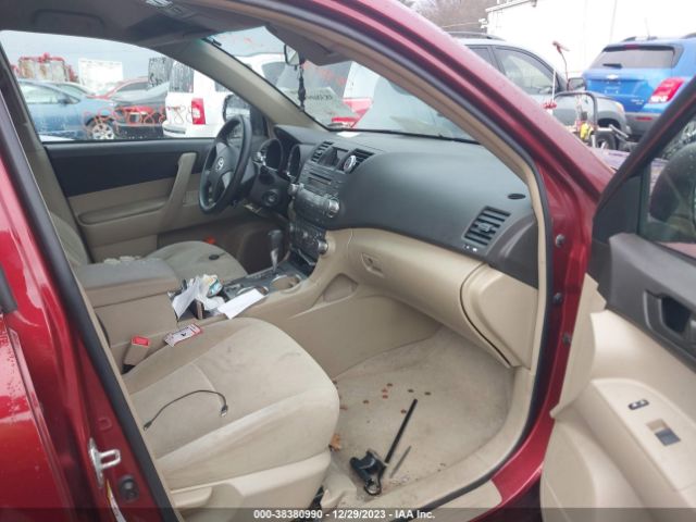 Photo 4 VIN: 5TDBK3EH8AS007019 - TOYOTA HIGHLANDER 