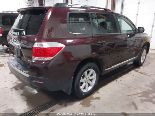 Photo 3 VIN: 5TDBK3EH8CS139779 - TOYOTA HIGHLANDER 