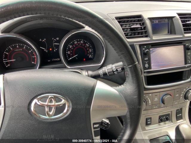 Photo 6 VIN: 5TDBK3EH8DS177644 - TOYOTA HIGHLANDER 