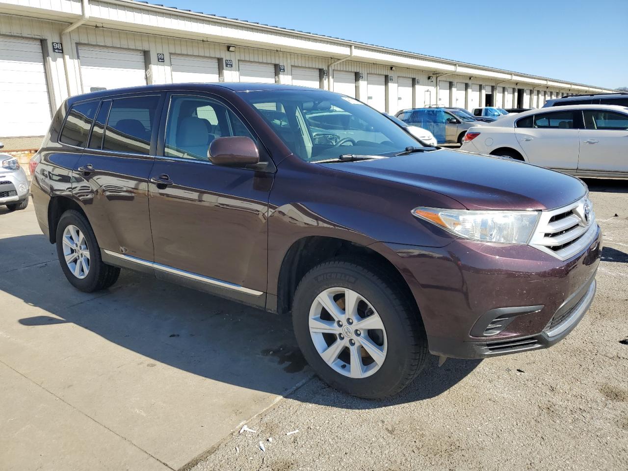 Photo 3 VIN: 5TDBK3EH8DS189597 - TOYOTA HIGHLANDER 