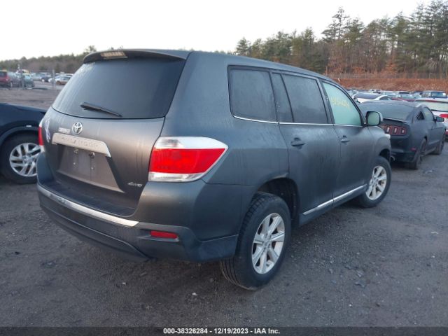 Photo 3 VIN: 5TDBK3EH8DS213767 - TOYOTA HIGHLANDER 