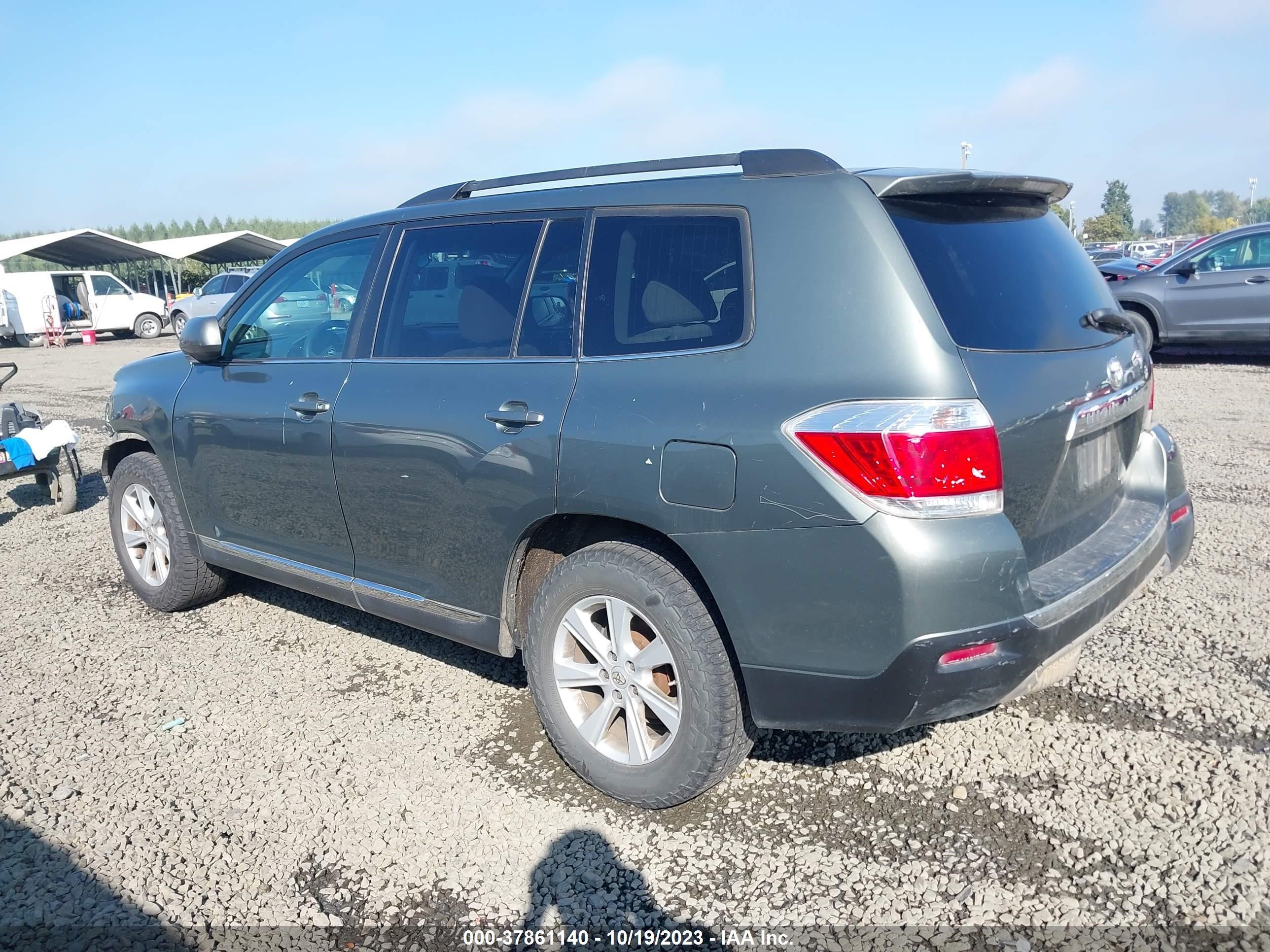 Photo 2 VIN: 5TDBK3EH8DS245392 - TOYOTA HIGHLANDER 