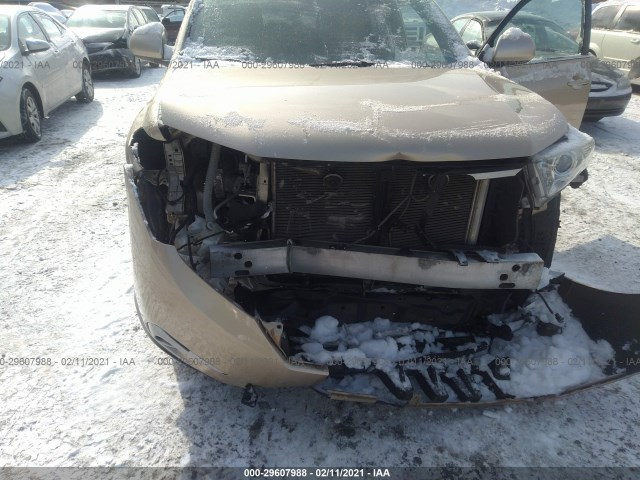 Photo 5 VIN: 5TDBK3EH9BS057588 - TOYOTA HIGHLANDER 