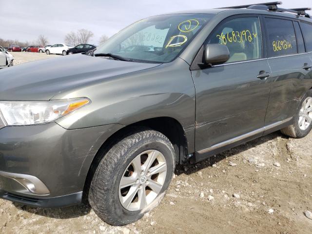 Photo 8 VIN: 5TDBK3EH9BS072334 - TOYOTA HIGHLANDER 