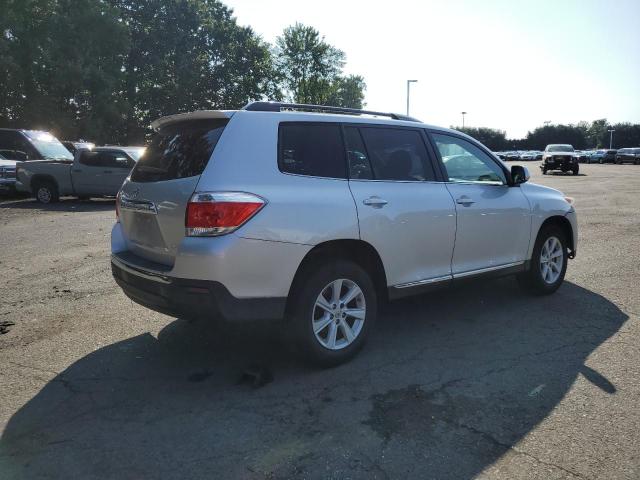 Photo 2 VIN: 5TDBK3EH9CS109058 - TOYOTA HIGHLANDER 