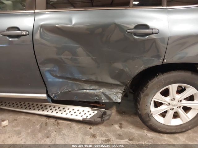 Photo 5 VIN: 5TDBK3EH9CS165419 - TOYOTA HIGHLANDER 