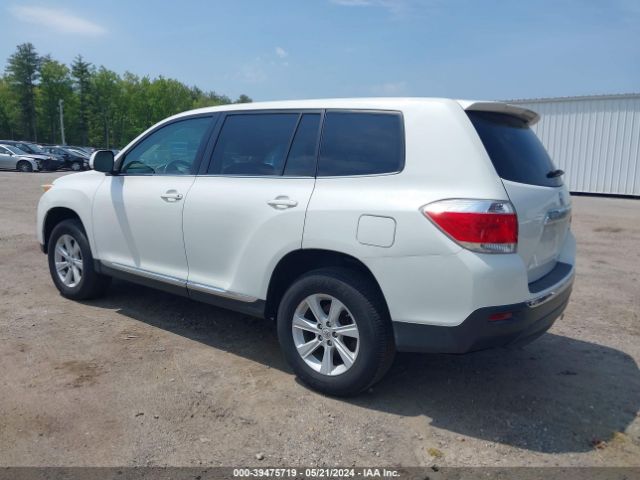 Photo 2 VIN: 5TDBK3EH9DS218394 - TOYOTA HIGHLANDER 