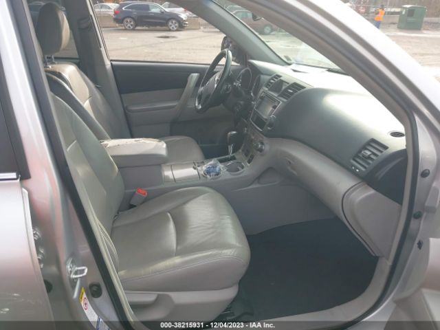 Photo 4 VIN: 5TDBK3EH9DS277333 - TOYOTA HIGHLANDER 