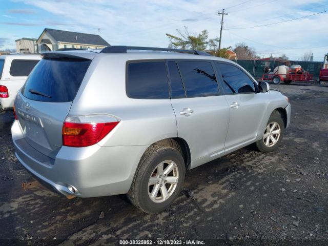 Photo 3 VIN: 5TDBK3EHXAS040040 - TOYOTA HIGHLANDER 