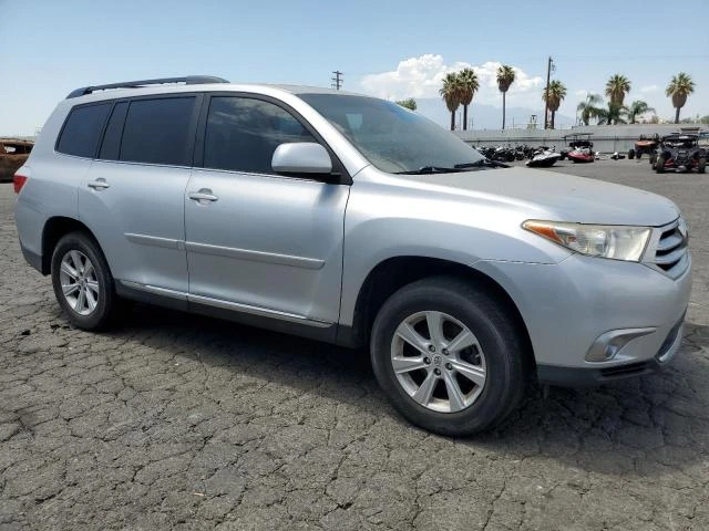 Photo 3 VIN: 5TDBK3EHXBS049306 - TOYOTA HIGHLANDER 