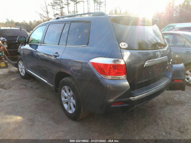 Photo 2 VIN: 5TDBK3EHXCS134860 - TOYOTA HIGHLANDER 