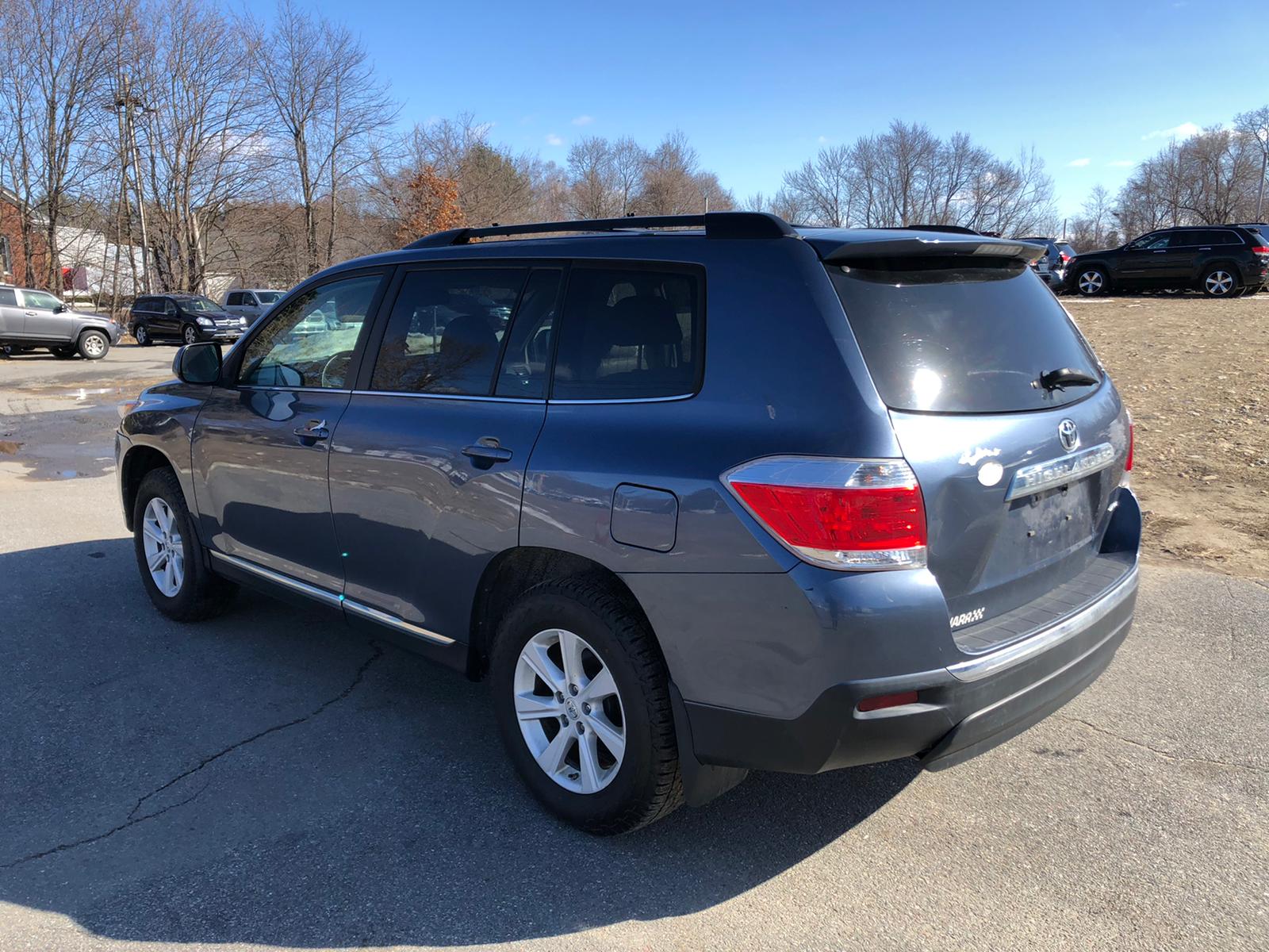 Photo 2 VIN: 5TDBK3EHXDS176446 - TOYOTA HIGHLANDER 