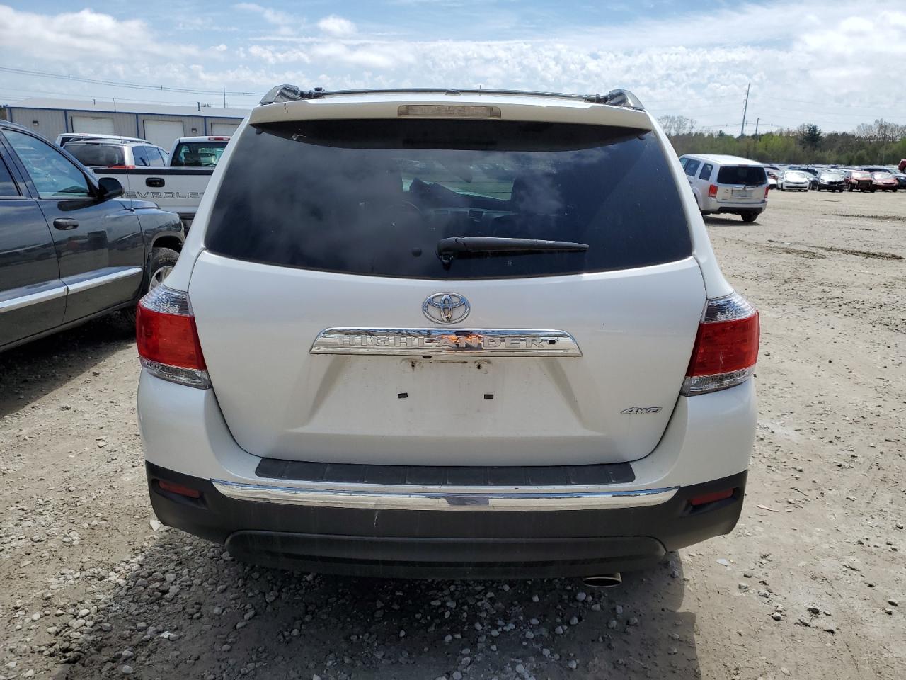 Photo 5 VIN: 5TDBK3EHXDS182182 - TOYOTA HIGHLANDER 