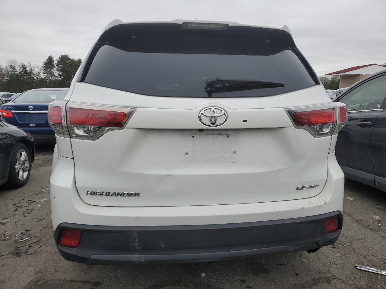 Photo 5 VIN: 5TDBKRFH0FS166867 - TOYOTA HIGHLANDER 