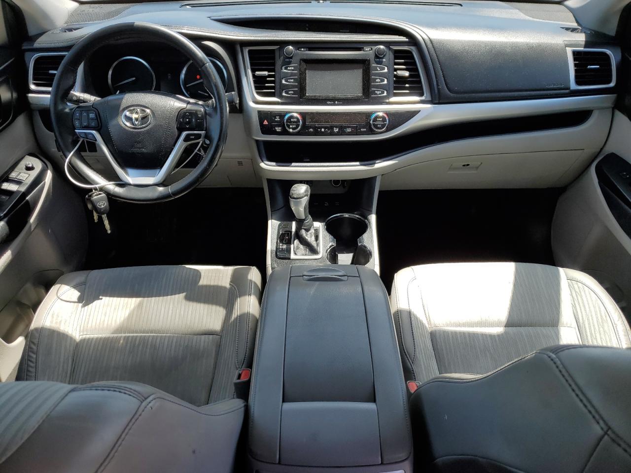 Photo 7 VIN: 5TDBKRFH0FS187640 - TOYOTA HIGHLANDER 