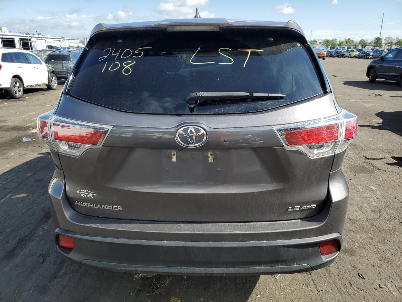 Photo 5 VIN: 5TDBKRFH0GS263181 - TOYOTA HIGHLANDER 