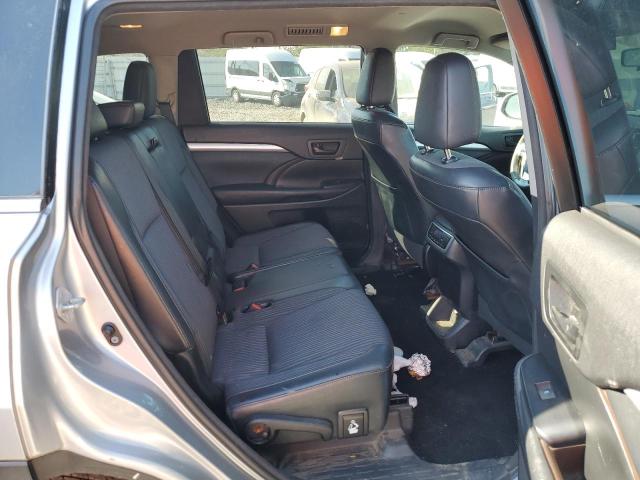 Photo 10 VIN: 5TDBKRFH1FS162391 - TOYOTA HIGHLANDER 