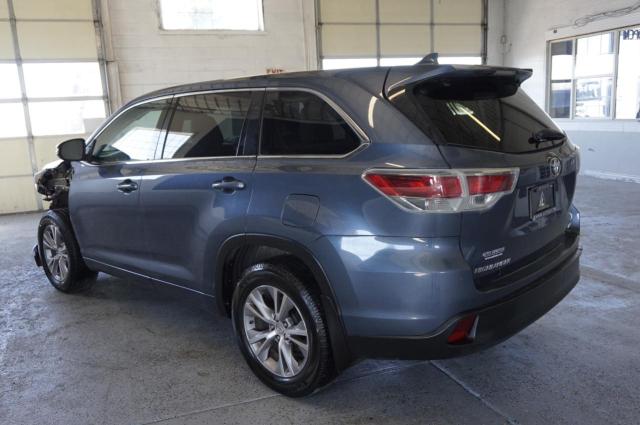 Photo 3 VIN: 5TDBKRFH2ES037348 - TOYOTA HIGHLANDER 