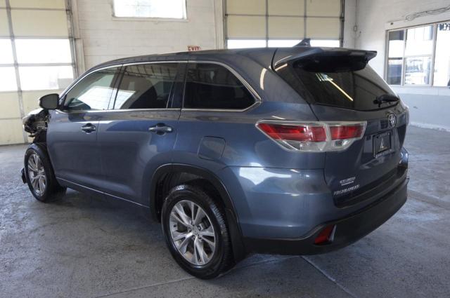 Photo 3 VIN: 5TDBKRFH2ES037348 - TOYOTA HIGHLANDER 