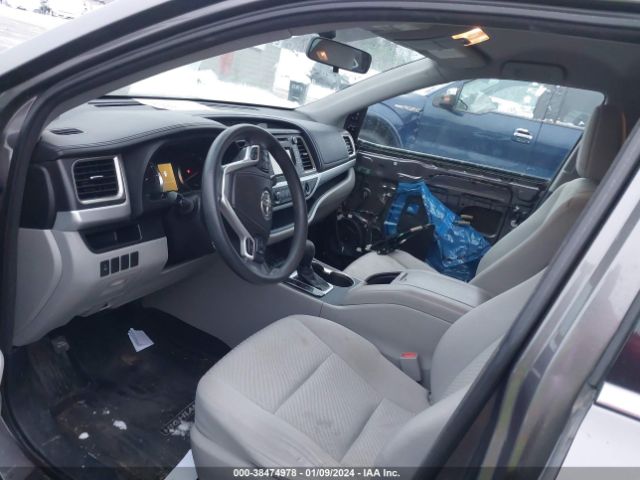 Photo 4 VIN: 5TDBKRFH3ES015696 - TOYOTA HIGHLANDER 