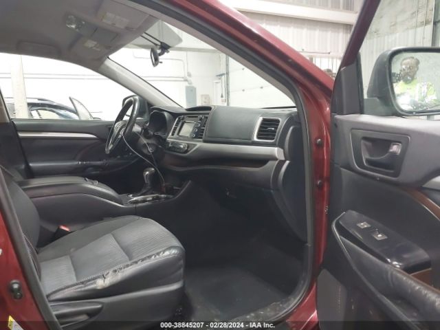 Photo 4 VIN: 5TDBKRFH3ES022129 - TOYOTA HIGHLANDER 