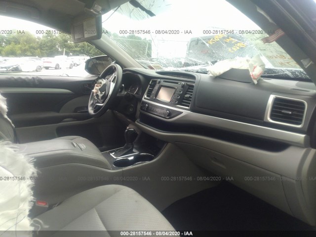 Photo 4 VIN: 5TDBKRFH3ES070293 - TOYOTA HIGHLANDER 