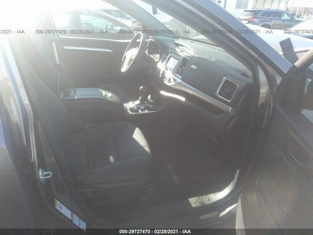 Photo 4 VIN: 5TDBKRFH3FS156740 - TOYOTA HIGHLANDER 