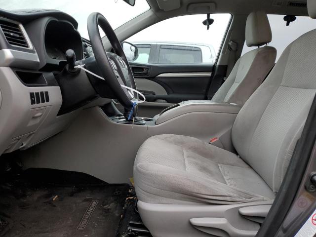 Photo 6 VIN: 5TDBKRFH3FS223577 - TOYOTA HIGHLANDER 