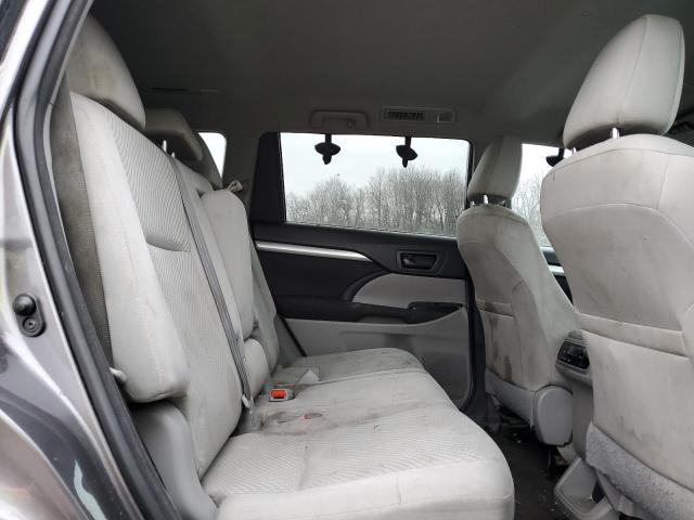 Photo 9 VIN: 5TDBKRFH3FS223577 - TOYOTA HIGHLANDER 