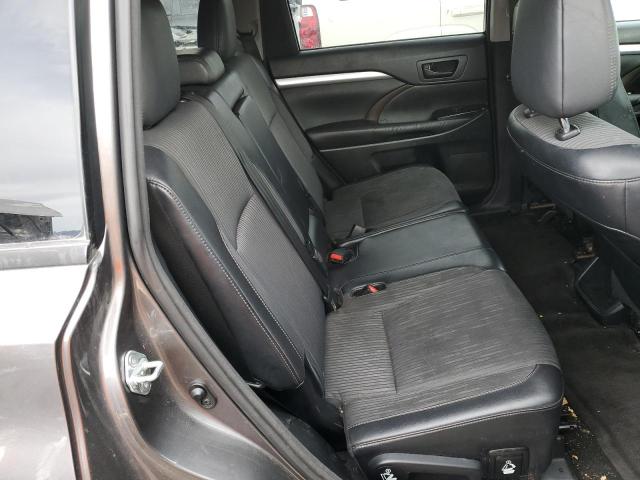 Photo 9 VIN: 5TDBKRFH4FS172624 - TOYOTA HIGHLANDER 