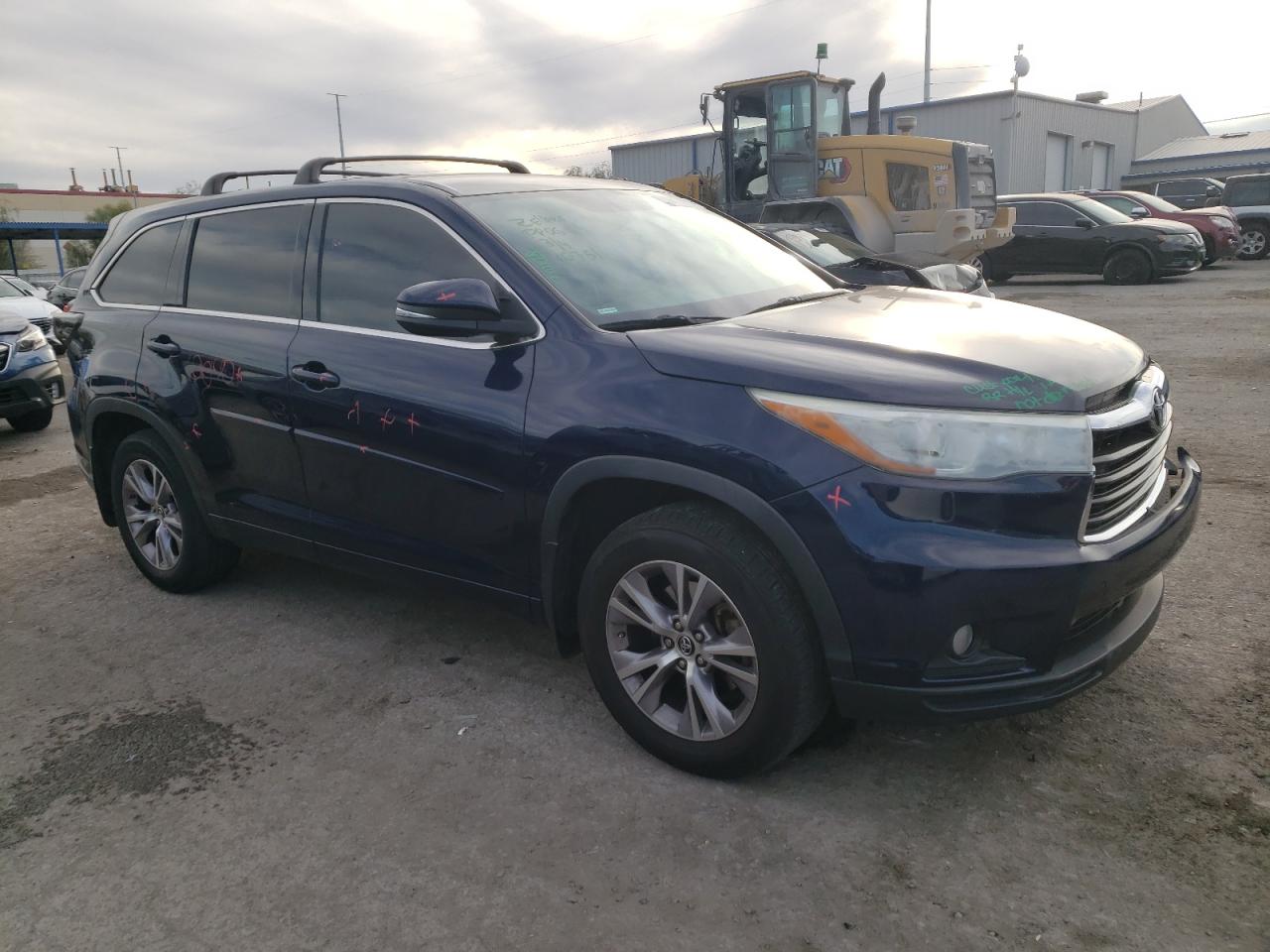 Photo 3 VIN: 5TDBKRFH4GS246612 - TOYOTA HIGHLANDER 