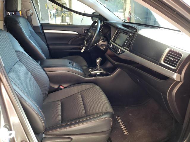 Photo 4 VIN: 5TDBKRFH4GS312303 - TOYOTA HIGHLANDER 