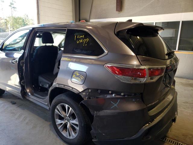 Photo 8 VIN: 5TDBKRFH4GS312303 - TOYOTA HIGHLANDER 