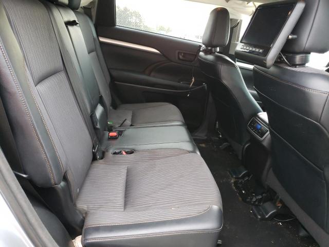 Photo 10 VIN: 5TDBKRFH5ES028093 - TOYOTA HIGHLANDER 