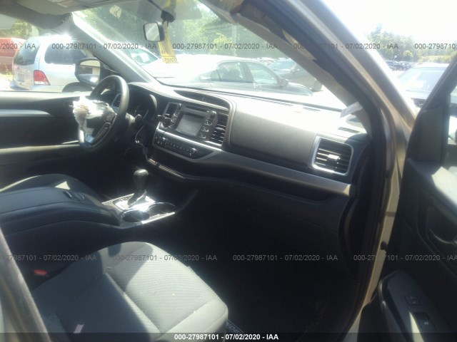 Photo 4 VIN: 5TDBKRFH5FS127031 - TOYOTA HIGHLANDER 