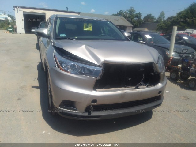 Photo 5 VIN: 5TDBKRFH5FS127031 - TOYOTA HIGHLANDER 