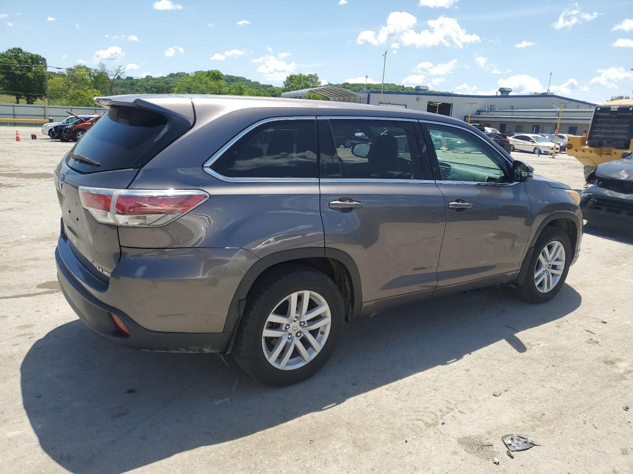 Photo 2 VIN: 5TDBKRFH5FS144153 - TOYOTA HIGHLANDER 