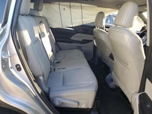 Photo 10 VIN: 5TDBKRFH5GS296628 - TOYOTA HIGHLANDER 