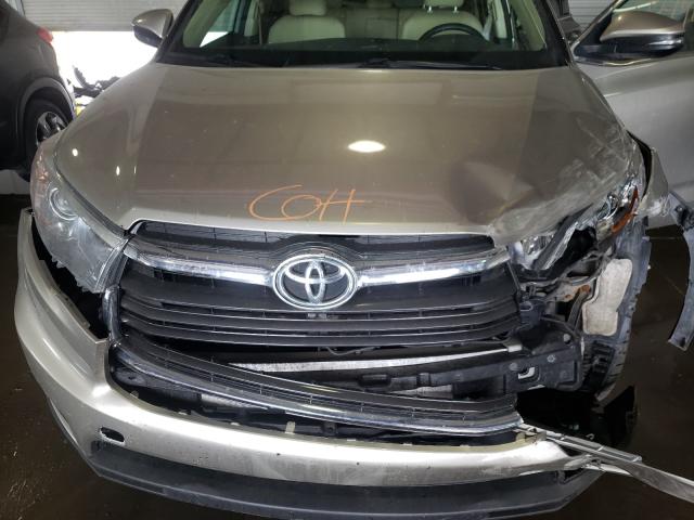 Photo 6 VIN: 5TDBKRFH5GS315078 - TOYOTA HIGHLANDER 